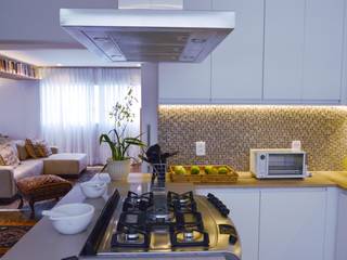 COZINHA INTEGRADA (COM FLEXIBILIDADE), Mazorra Studio Mazorra Studio Kitchen units Quartz