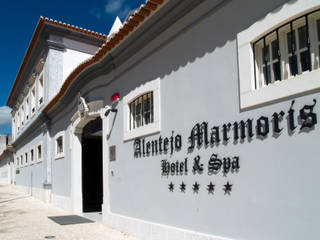 Hotel Marmorís , BMI GROUP BMI GROUP Powierzchnie handlowe