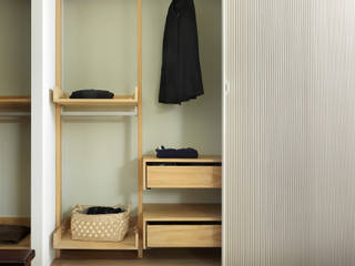 木耳生活藝術-室內設計/新竹・楊宅, 木耳生活藝術 木耳生活藝術 Minimalist style dressing rooms Wardrobes & drawers