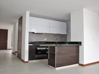 Casa C5T, Francisco Forero Aponte - Arquitecto Francisco Forero Aponte - Arquitecto Built-in kitchens
