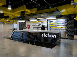 Station, Domo i, Gamma Gamma Commercial spaces