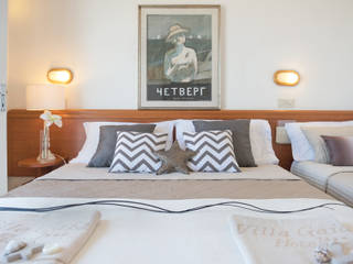 HOME STAGING piccolo hotel sul mare, Mirna Casadei Home Staging Mirna Casadei Home Staging Classic style bedroom