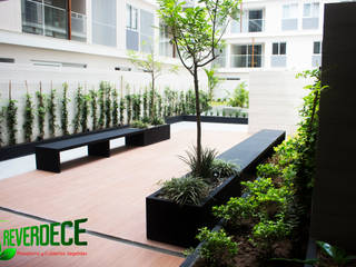 Proyecto Edificio MID, REVERDECE PERU SAC REVERDECE PERU SAC Jardines frontales