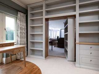 Secret Bookcase Door, S. Nicholl Furniture S. Nicholl Furniture Study/office Solid Wood Multicolored