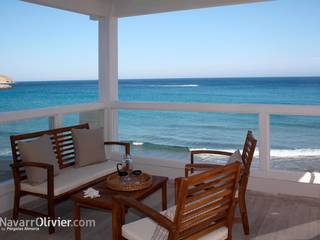 Terraza con vistas panorámicas, NavarrOlivier NavarrOlivier Balcón Madera Acabado en madera