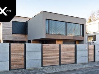 Wood and Concrete. Nowoczesne ogrodzenie z betonu architektonicznego, XCEL Fence XCEL Fence Podwórko