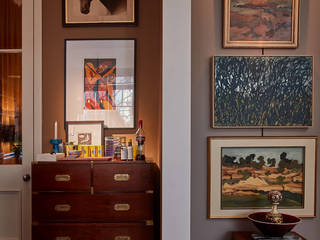 A Warm and Eclectic Apartment Design, Liam Mooney studio Liam Mooney studio Living room