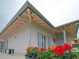 Villa in legno a Scanzorosciate (BG), Marlegno Marlegno Casas unifamiliares Madera Acabado en madera