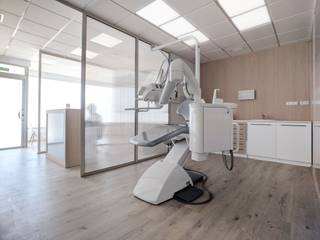 Clínica dental en la provincia de Córdoba, POA Estudio Arquitectura y Reformas en Córdoba POA Estudio Arquitectura y Reformas en Córdoba พื้นที่เชิงพาณิชย์