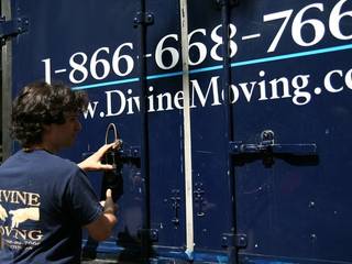Divine Moving and Storage NYC, Divine Moving and Storage NYC Divine Moving and Storage NYC 商業空間