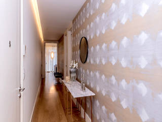 LISBOA - MARQUES DO POMBAL, FEMMA Interior Design FEMMA Interior Design Modern corridor, hallway & stairs Wood