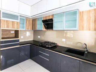 L Shaped Kitchen Studio Ipsa Modern kitchen Cabinets & shelves