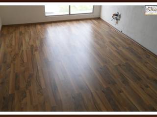 PISO LAMINADO, Deco Torres Deco Torres Small bedroom Engineered Wood Transparent