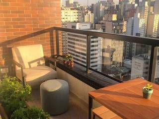 Varanda Bela Cintra, Mariana Geroldo Arquitetura Mariana Geroldo Arquitetura Balkon Batu Bata