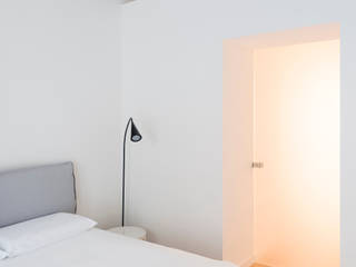 Casa MAB, La Leta Architettura La Leta Architettura Small bedroom White