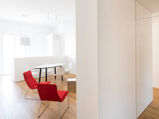 Casa MYH, La Leta Architettura La Leta Architettura Salon minimaliste Blanc