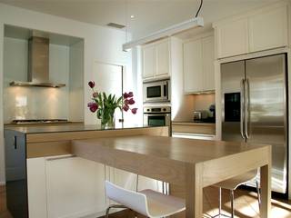 Thousand Oaks European Country Modern Kitchen, KINGDOM KINGDOM مطبخ