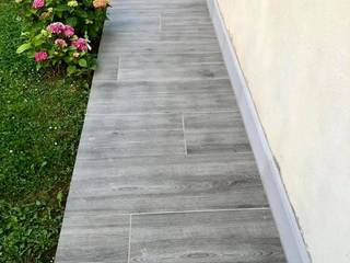 PAVIMENTAZIONE MARCIAPIEDE, CAREGNATO DECIMO BRUNO SNC CAREGNATO DECIMO BRUNO SNC Giardino moderno Ceramiche