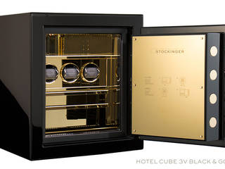 HOTEL CUBE , STOCKINGER BESPOKE SAFES STOCKINGER BESPOKE SAFES Modern Bedroom