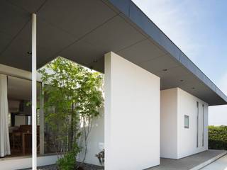 庭と暮らす, TRANSTYLE architects TRANSTYLE architects Casas de madera