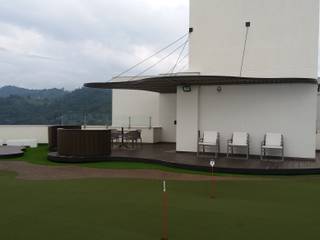Putting Green Capitalia, DECOLOGIC DECOLOGIC Commercial spaces Wood Wood effect