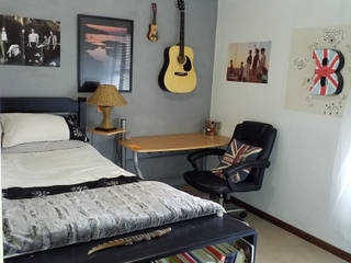 Teen Bedroom makeover, Shan Chi Feng Shui & Design Shan Chi Feng Shui & Design Phòng ngủ nhỏ Grey