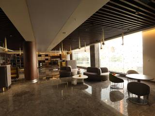 Modern Office Design- bespoke luxury, Tanish Dzignz Tanish Dzignz พื้นที่เชิงพาณิชย์