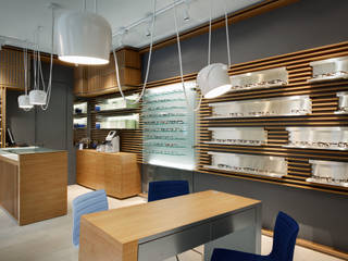 Ristrutturazione e interior design del negozio di ottica "Thomas Opticien" a Parigi, Alessandra Pisi / Pisi Design Architetti Alessandra Pisi / Pisi Design Architetti Commercial spaces Wood Wood effect