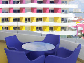 Temptation resort Cancun Messico, B-LINE S.R.L. B-LINE S.R.L. Moderner Balkon, Veranda & Terrasse Plastik