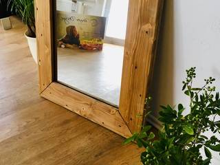 Spiegel aus Palettenholz, Beaver Design Beaver Design Koridor & Tangga Gaya Rustic
