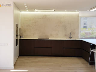 Reforma de vivienda en Barcelona, Teknocuines Teknocuines Built-in kitchens Plywood