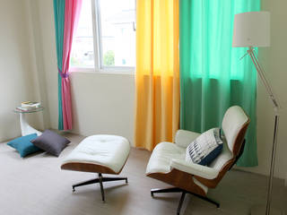 高彩度的自在居家，讓窗簾也能營造主色調｜Donzu 拼色布簾．布簾 / 門簾 / 隔間簾 || Donzu - Assorted Colors Curtain．DIY Installation, MSBT 幔室布緹 MSBT 幔室布緹 Kleines Schlafzimmer MDF Grün