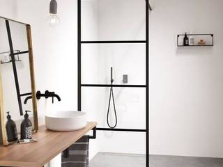 Badkamer met mat zwarte accenten, BadkamerXXL BadkamerXXL Industrial style bathroom Aluminium/Zinc