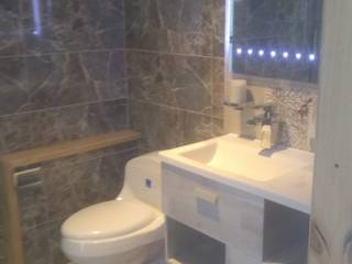 baño casa monterrey, CONSTRUCCIÓN PROYECTO DESIGN S.A.S CONSTRUCCIÓN PROYECTO DESIGN S.A.S Commercial spaces