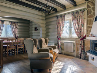 Дом из кедра, Студия текстильного дизайна "Времена года" Студия текстильного дизайна 'Времена года' Living room Textile Amber/Gold