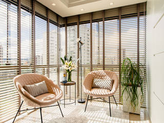 Apartamento em tons neutros com inspiração em design Italiano, ZOMA Arquitetura ZOMA Arquitetura Modern Living Room