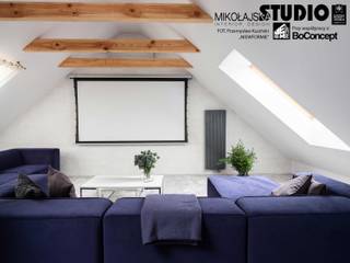 Eleganckie studio na poddaszu - zdjęcia z realizacji projektu, MIKOŁAJSKAstudio MIKOŁAJSKAstudio Moderne Wohnzimmer