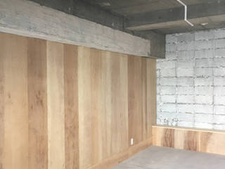立町101号室リノベーション, 宇和建築設計事務所 宇和建築設計事務所 Living room Concrete