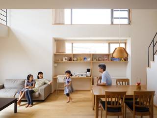 立町の家, FOMES design FOMES design ห้องนั่งเล่น