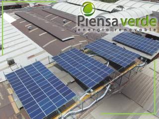 Venta e Instalación de Paneles Solares , Piensa Verde México, Querétaro, Cancún Piensa Verde México, Querétaro, Cancún Terraços na cobertura Metal