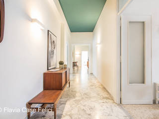 La Casa di Nonna Gianna, Flavia Case Felici Flavia Case Felici Modern corridor, hallway & stairs