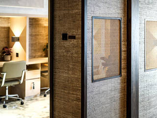 S.Lo Studio Tropical style offices & stores Wood Wood effect