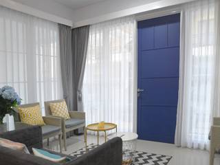 Blue Door Putri Bali Design (PBD) pintu depan Kayu Wood effect