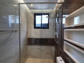 Banheiro Hospedes, ISADORA MARTEL interiores ISADORA MARTEL interiores Minimalistyczna łazienka Ceramiczny Biały