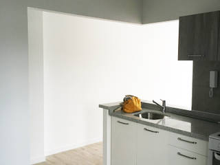 PB1 RESIDENCUAL ENQUADRO, ATIZAPAN , 2 MINT STUDIO 2 MINT STUDIO Industrial style kitchen