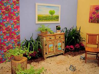 Móvel Personalizado com Pintura em Óleo - Expoflora 2019, Caberlin Moveis Rusticos Caberlin Moveis Rusticos Vườn nội thất Gỗ Wood effect