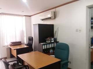 Interior Ruang Kerja / Office, DSM DSM Minimalist study/office Wood Wood effect