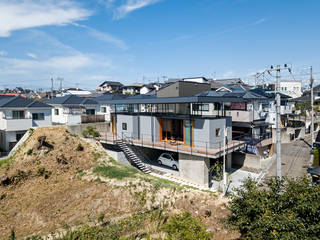 四畳半キューブの家, HAMADA DESIGN HAMADA DESIGN Casas familiares Concreto