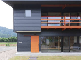 しかだにちょうのいえ, 伊藤瑞貴建築設計事務所 伊藤瑞貴建築設計事務所 Modern balcony, veranda & terrace Wood Wood effect