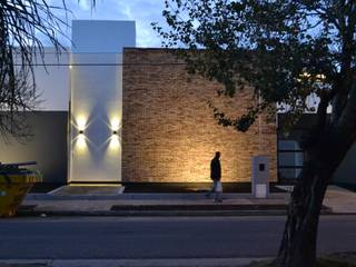 Duplex Batlle Planas, Duarte Arquitectura Duarte Arquitectura Nhà phong cách tối giản